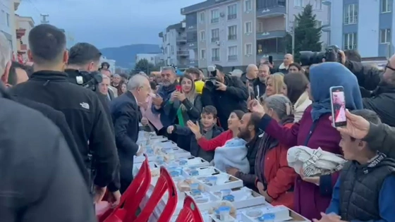 Kılıçdaroğlu Çanakkale’de 6 bin kişiyle iftar açtı