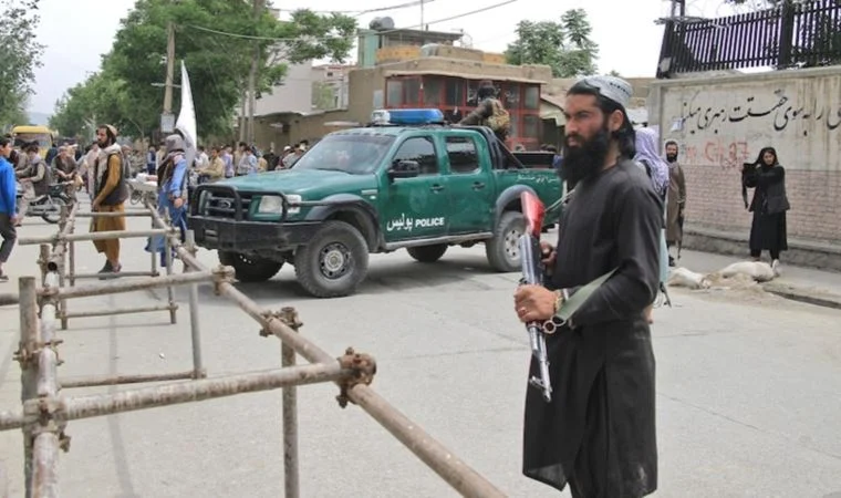 Afganistan'da öldürülen Taliban yetkilisinin cenazesinde patlama: 11 ölü