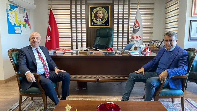 'Zafer Partisi'nin İstanbul adayı Azmi Karamahmutoğlu olacak'