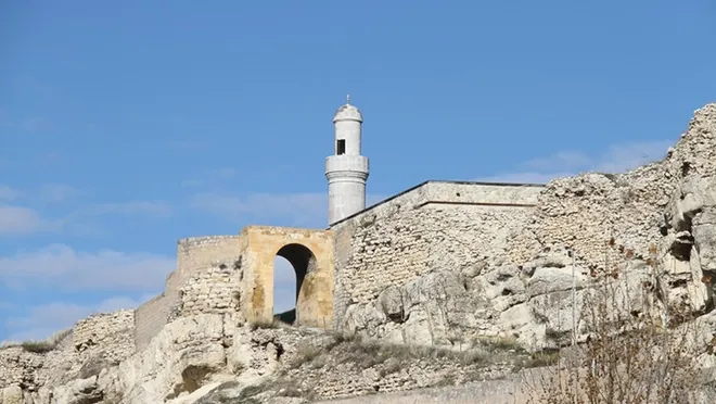 Erzincan'da 800 yıllık cami kalıntısı bulundu