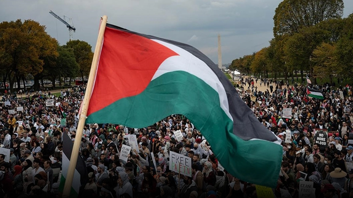 ABD’de Filistin'e destek gösterisi: Biden'ın ellerinde kan var