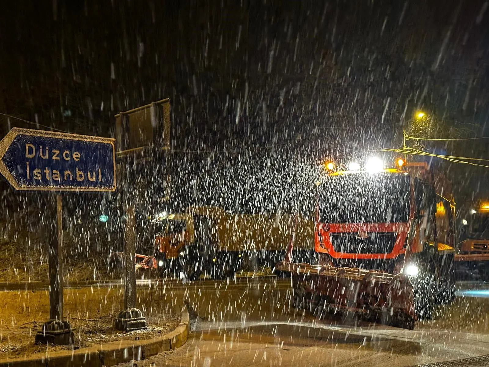 Bolu'da kar yağışı etkili oldu