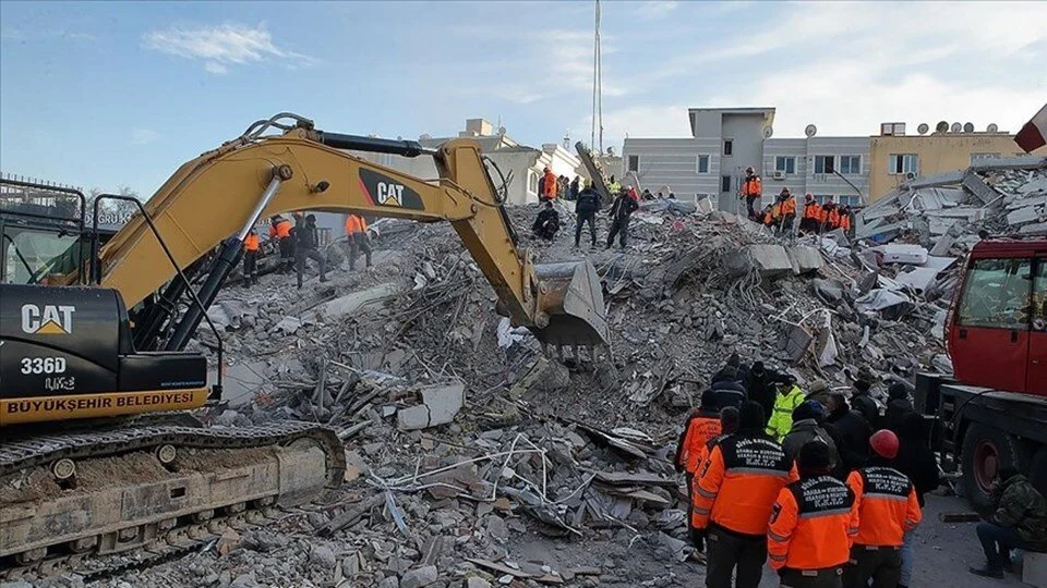 Depremde 72 kişinin öldüğü İsias Oteli davasında 3. gün